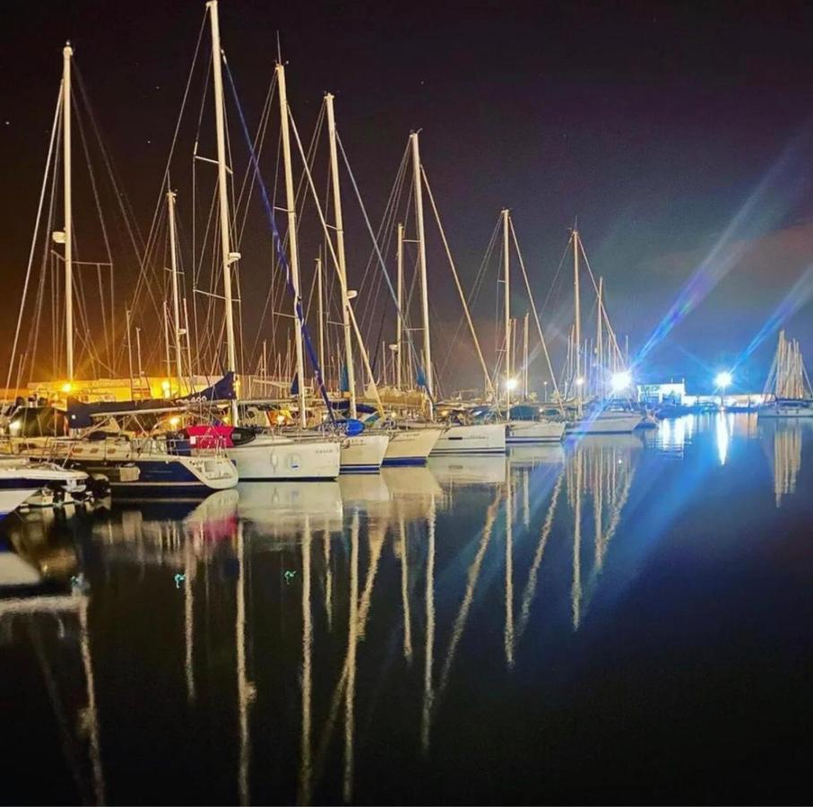 Feines Appartement Mit Hafenblick Santa Pola Εξωτερικό φωτογραφία
