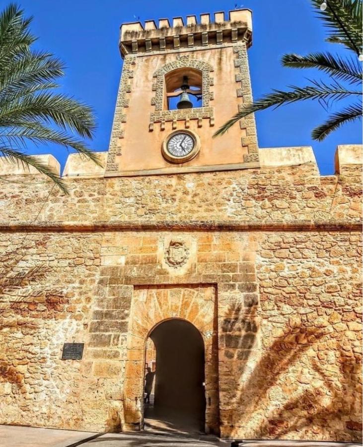 Feines Appartement Mit Hafenblick Santa Pola Εξωτερικό φωτογραφία